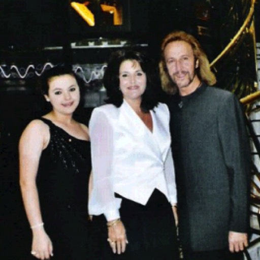 GPG trio sang on cruise ship 2004...